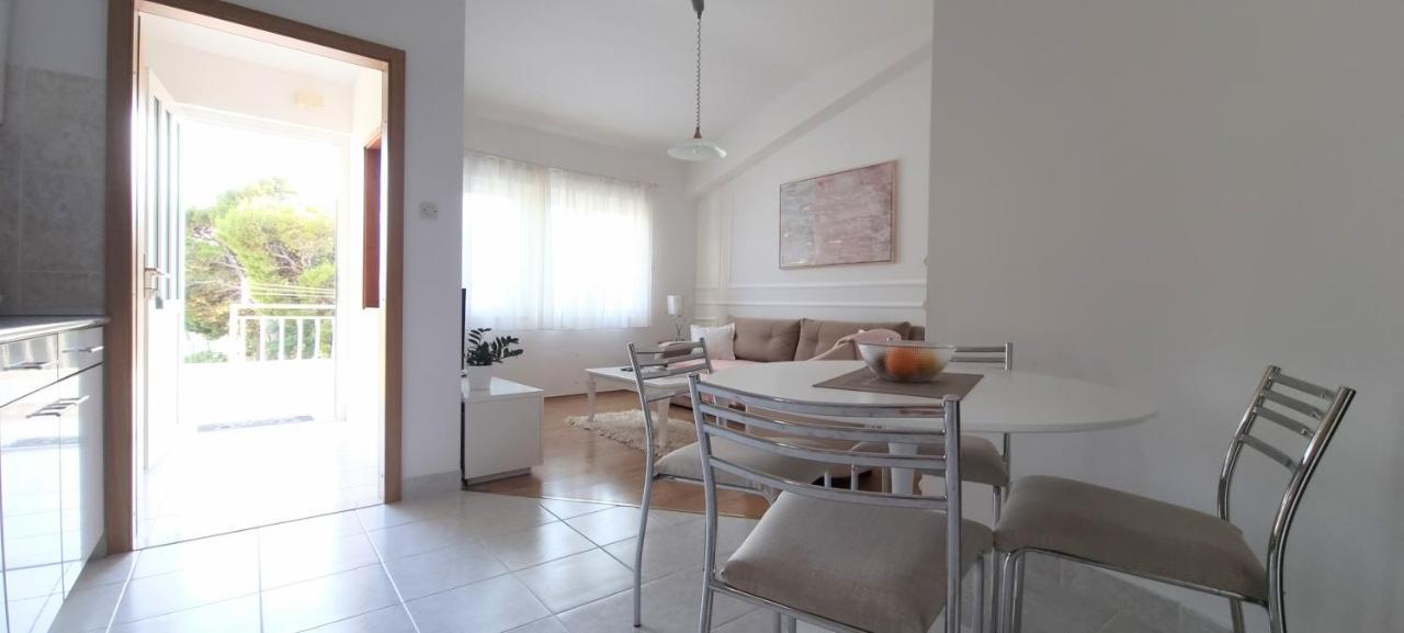 Apartment Kate-Few Minutes From Beach Makarska Exterior photo